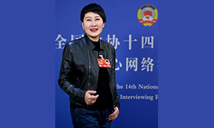 全國政協委員，中國國家話劇院一級演員張凱麗