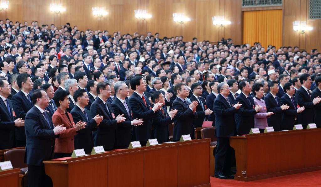 3月11日，第十四屆全國人民代表大會第二次會議在北京人民大會堂舉行閉幕會。新華社記者 王曄 攝